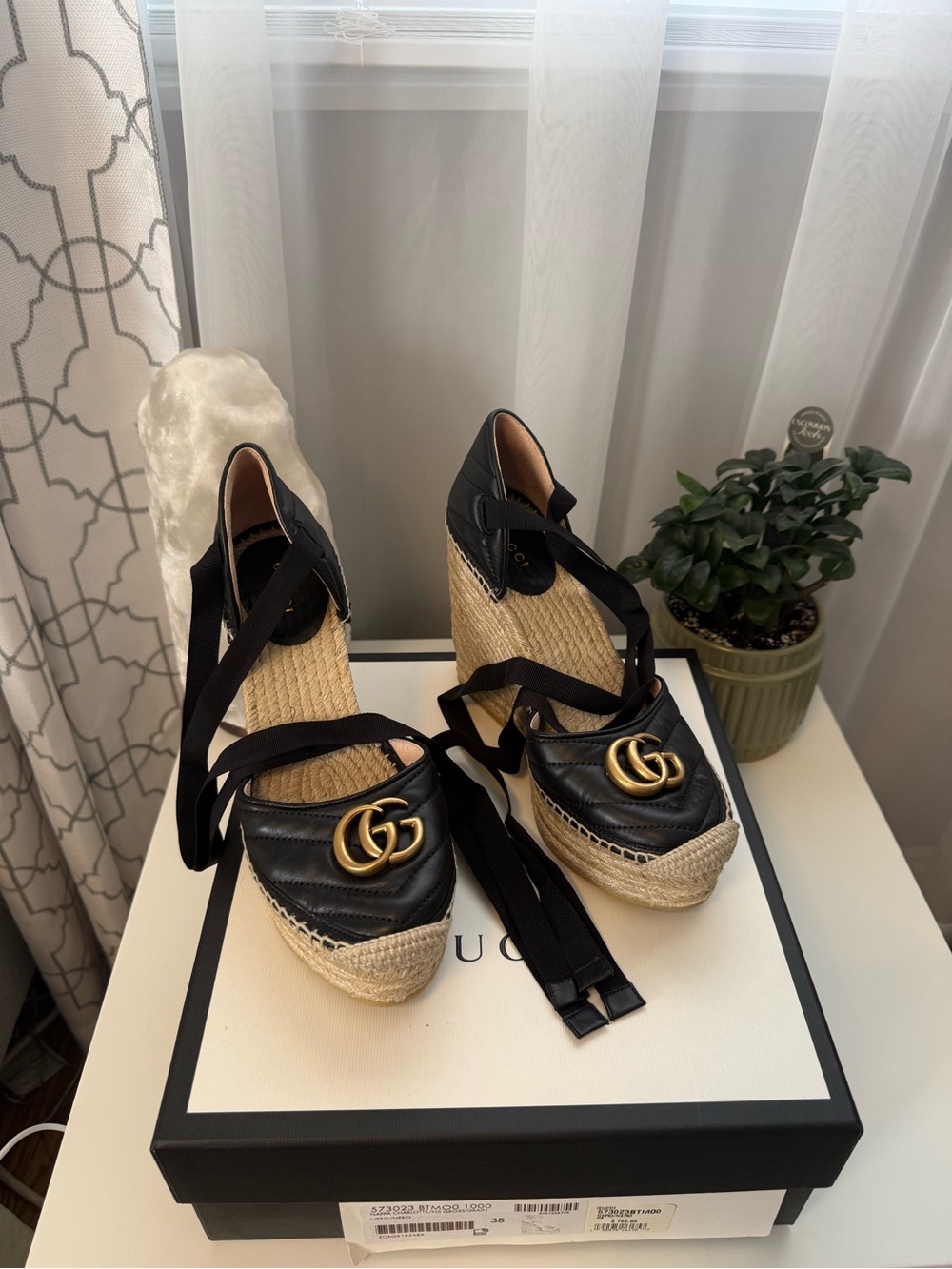 Gucci Black Leather Espadrille Wedge Sandals with Gold Double G - Picture 1 of 9